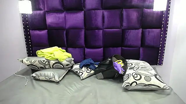 CrushOnMe  online show from 01/12/25, 02:56