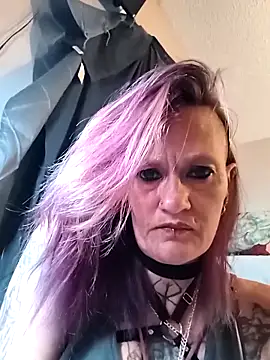 renegade vyxxen online show from 03/04/26, 05:13