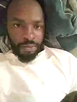 Snapshot of gkeenin chatting on 02/18/25, 06:48 gkeenin online show from 02/18/25, 06:48