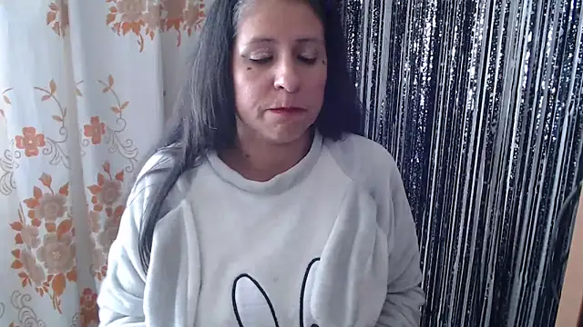 LucifernandaSw online show from 02/28/25, 04:10