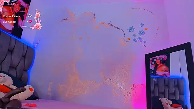 camilawhite   online show from 01/19/25, 11:32