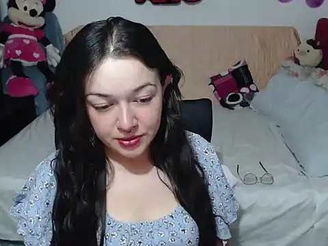 Snapshot of Angela_18honey chatting on 03/06/26, 03:14 Angela 18honey online show from 03/06/26, 03:14