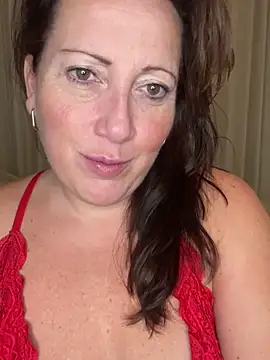 xsexycurvymilf online show from 12/12/24, 01:28