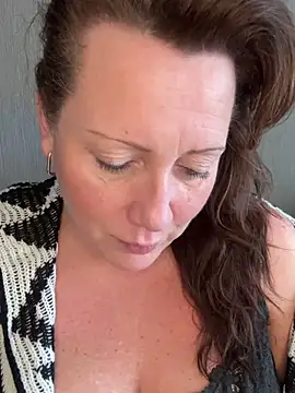 xsexycurvymilf online show from 01/20/25, 11:45