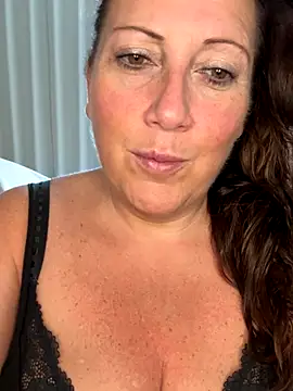 xsexycurvymilf online show from 10/05/25, 01:20