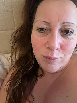 xsexycurvymilf online show from 02/14/26, 08:55