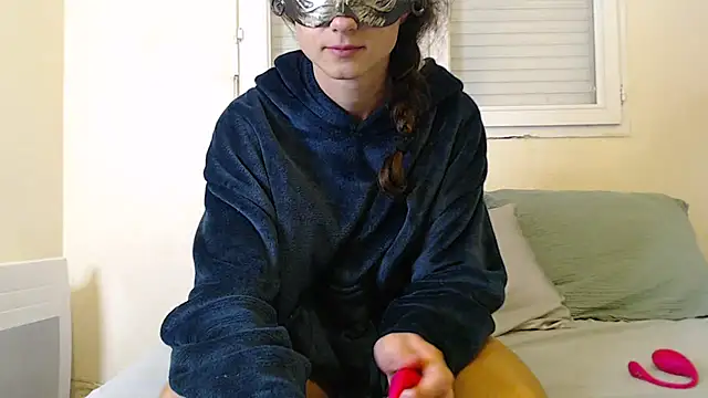 Snapshot of asphodelex chatting on 10/30/25, 01:23 asphodelex online show from 10/30/25, 01:23