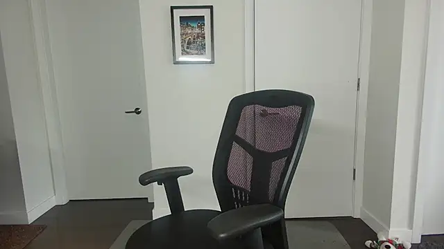 Snapshot of Beauty4AGent chatting on 09/08/25, 03:44 Beauty4AGent online show from 09/08/25, 03:44