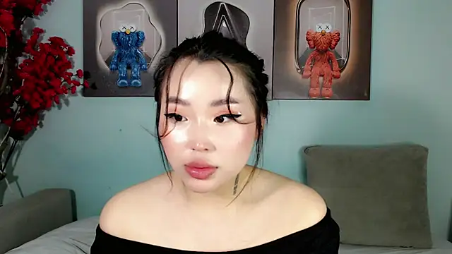 Snapshot of ichiben chatting on 02/23/25, 09:55 ichiben online show from 02/23/25, 09:55