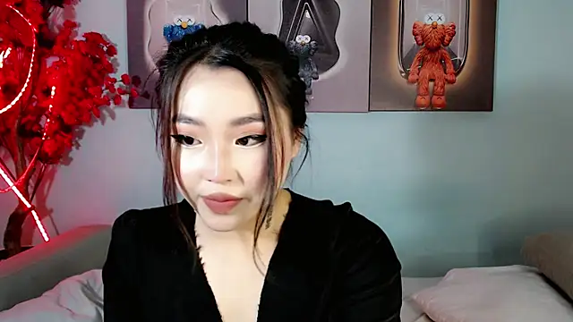 Snapshot of ichiben chatting on 02/26/25, 12:14 ichiben online show from 02/26/25, 12:14