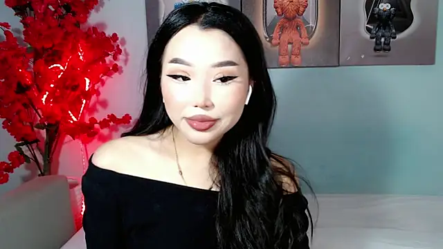 Snapshot of ichiben chatting on 09/15/25, 06:24 ichiben online show from 09/15/25, 06:24