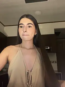 Coralinee 01 online show from 11/30/25, 02:59