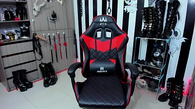 daven56 online show from 02/08/25, 01:11