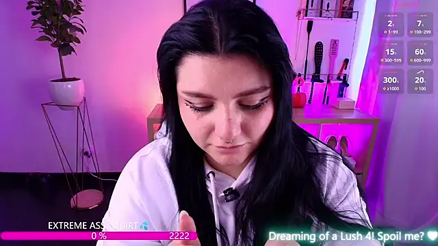 Snapshot of catha_cat chatting on 05/19/26, 06:25 catha cat online show from 05/19/26, 06:25