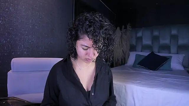 Amareto  online show from 03/08/25, 12:41