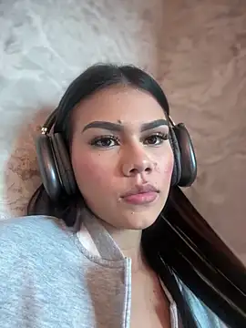 Snapshot of SakuraKato chatting on 03/06/25, 02:40 SakuraKato online show from 03/06/25, 02:40