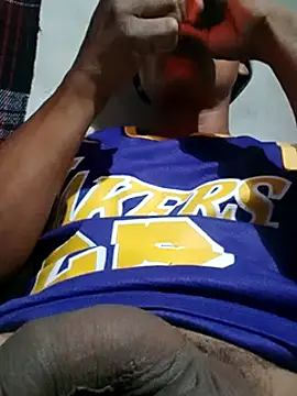 Snapshot of Moreno1813 chatting on 02/16/25, 09:26 Moreno1813 online show from 02/16/25, 09:26