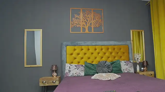 HaileyMoonn online show from 02/04/25, 04:48