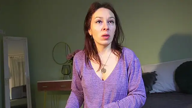 HaileyMoonn online show from 02/21/25, 04:18