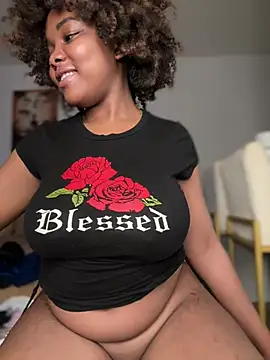 SSEXYBUBBLEBUTT101 online show from 01/13/25, 11:17