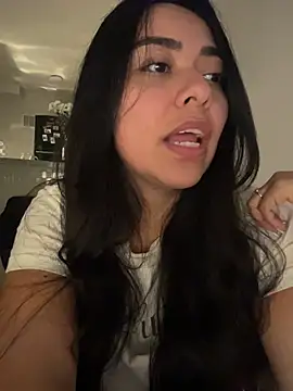 Snapshot of PetitLumiere chatting on 02/23/26, 03:48 PetitLumiere online show from 02/23/26, 03:48