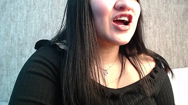 dannarossy  online show from 12/06/24, 10:49