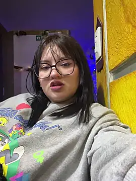 dannarossy  online show from 12/19/24, 07:29