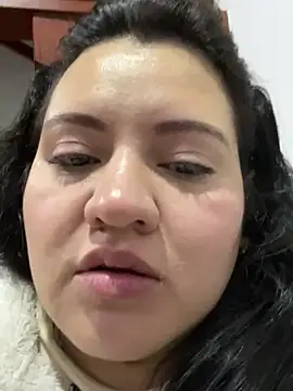 dannarossy  online show from 01/25/25, 08:10