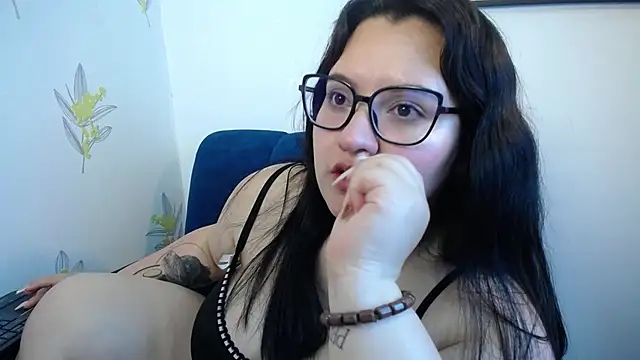 dannarossy  online show from 02/20/25, 03:52