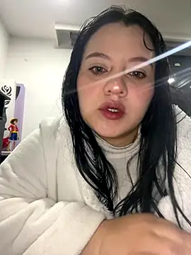 dannarossy  online show from 09/11/25, 10:04