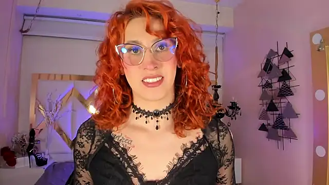 Juliana Saenzz online show from 03/11/25, 12:28