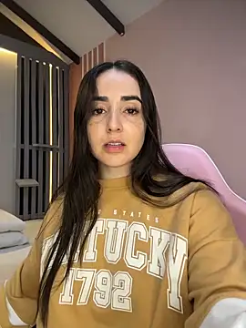 Snapshot of Victoria-And1 chatting on 02/25/26, 01:15 Victoria-And1 online show from 02/25/26, 01:15