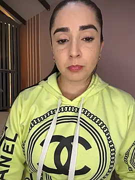 Snapshot of Victoria-And1 chatting on 03/10/26, 01:21 Victoria-And1 online show from 03/10/26, 01:21