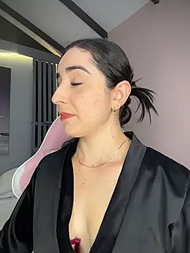 Snapshot of Victoria-And1 chatting on 04/10/26, 01:22 Victoria-And1 online show from 04/10/26, 01:22