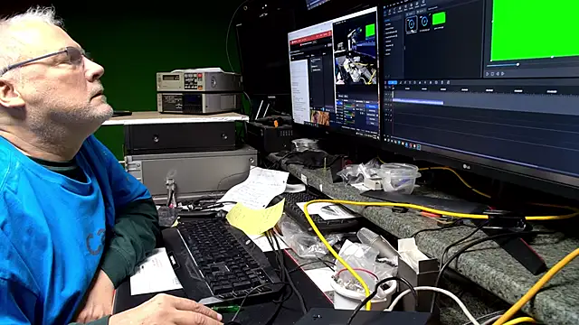 ButtCrackShowing-OOPS online show from 02/24/26, 06:28