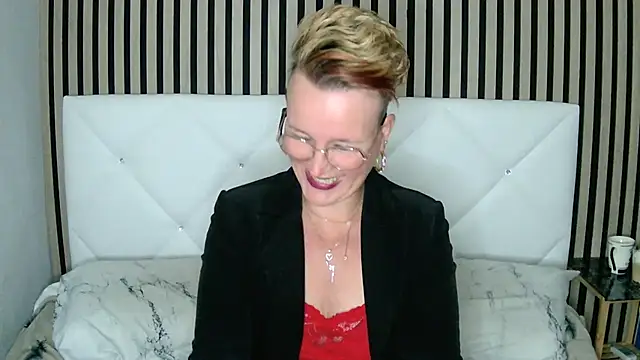 xxNoeliaxx online show from 12/16/24, 07:48