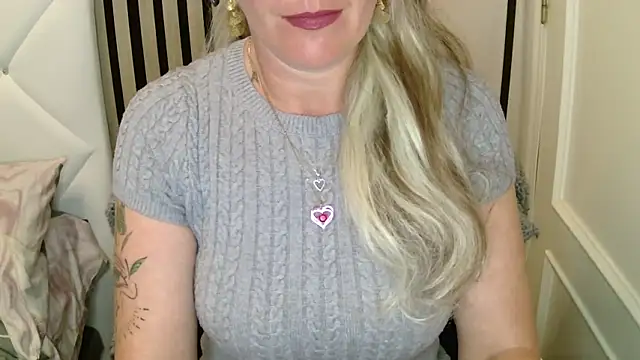 xxNoeliaxx online show from 03/21/26, 08:19