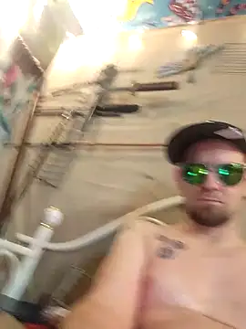 Snapshot of Herwish chatting on 02/01/25, 02:05 Herwish online show from 02/01/25, 02:05