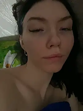 Lisaaa Alisa online show from 02/04/25, 12:08