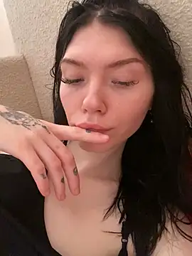 Lisaaa Alisa online show from 02/04/25, 03:22