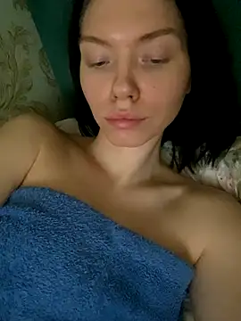 Snapshot of Lisaaa_Alisa chatting on 11/12/25, 04:35 Lisaaa Alisa online show from 11/12/25, 04:35