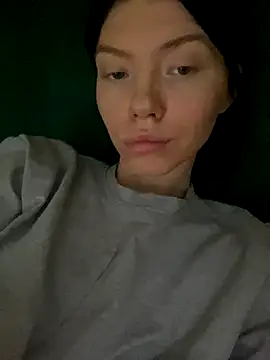 Snapshot of Lisaaa_Alisa chatting on 11/23/25, 02:44 Lisaaa Alisa online show from 11/23/25, 02:44