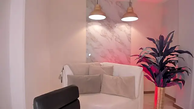 JessicaWilliams1 online show from 02/05/25, 04:25