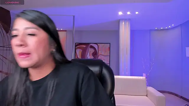 JessicaWilliams1 online show from 12/04/25, 09:51