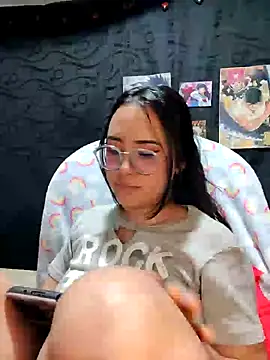 Janna mnt online show from 12/14/24, 11:07