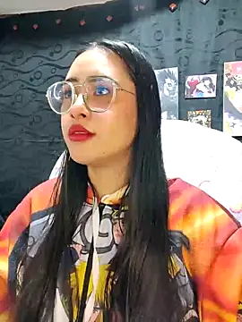 Janna mnt online show from 12/17/24, 04:34