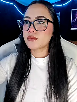 Janna mnt online show from 10/10/25, 02:54