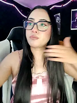 Janna mnt online show from 10/18/25, 04:04