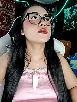 Janna mnt online show from 12/23/25, 04:32