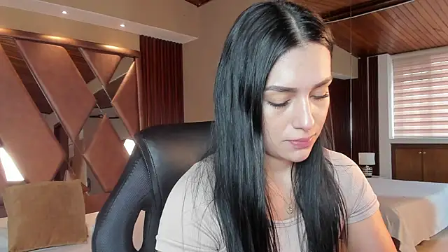 carina rossi online show from 10/08/25, 12:03